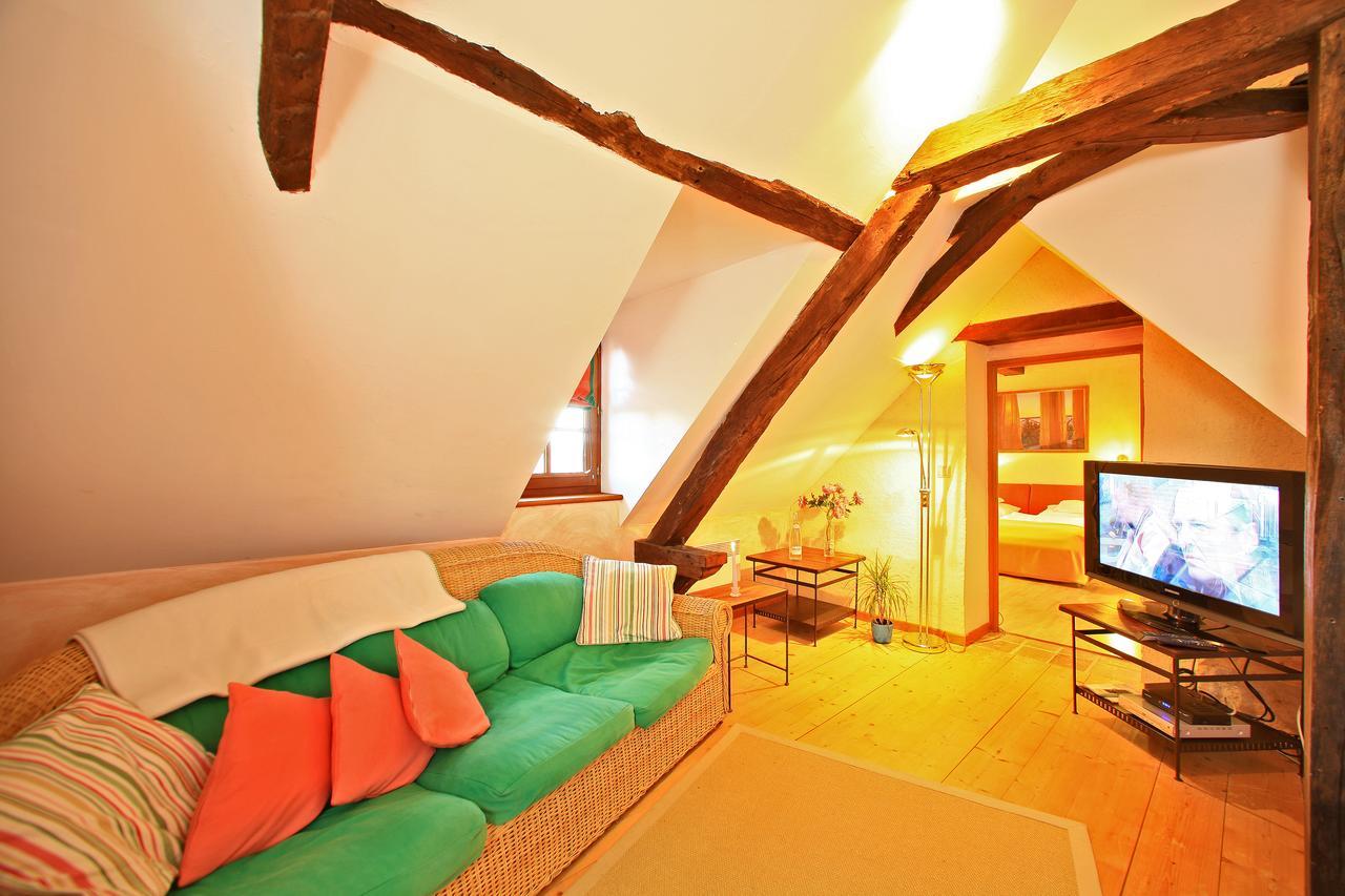 Au Jardin Fleuri Hotel Bosset Szoba fotó